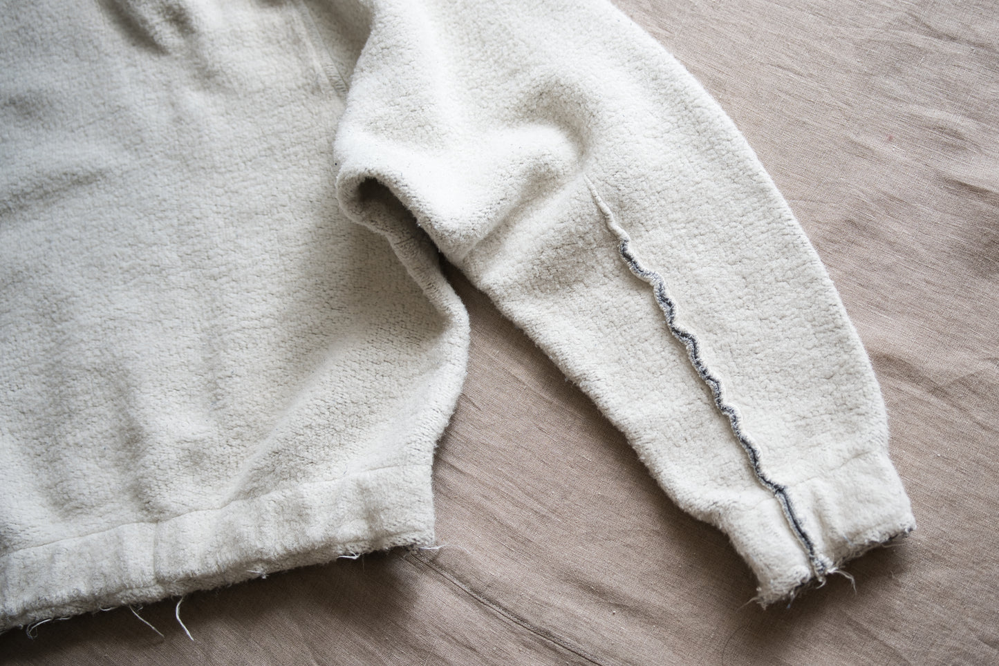 ヴィンテージ起毛トップス/Vintage Raised Top/Off white