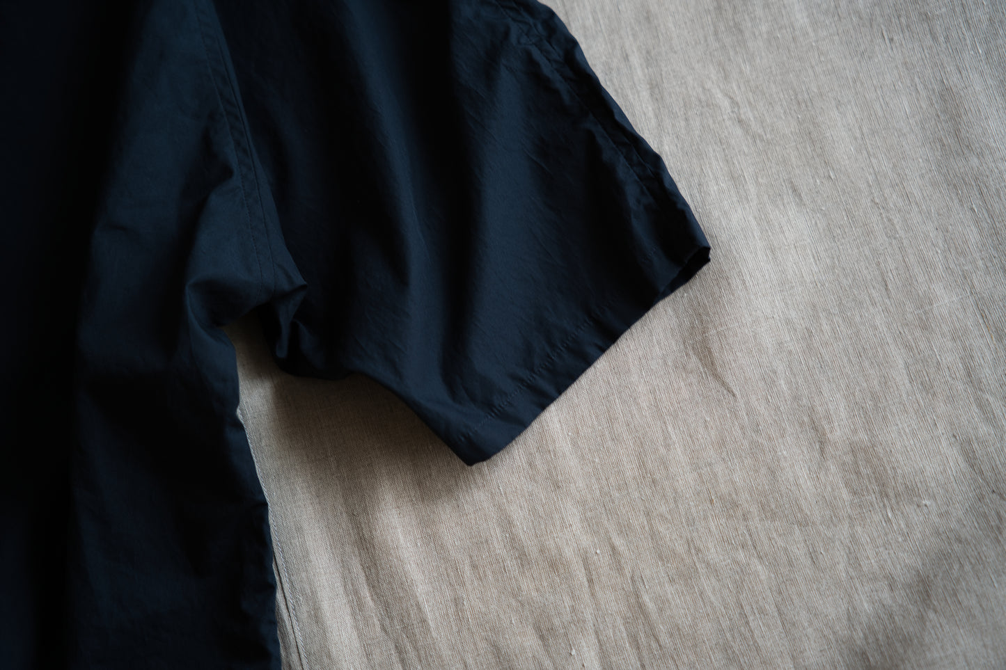 100番手タイプライターTシャツ/Superfine cotton T-shirt/Night Navy