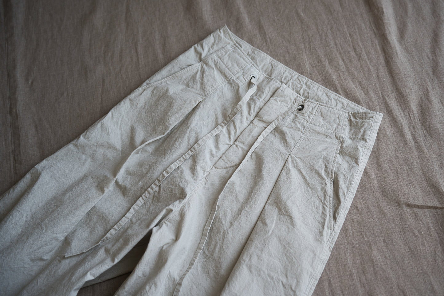 高密度タイプライターコットンパンツ/Typewriter cotton pants/Light Gray