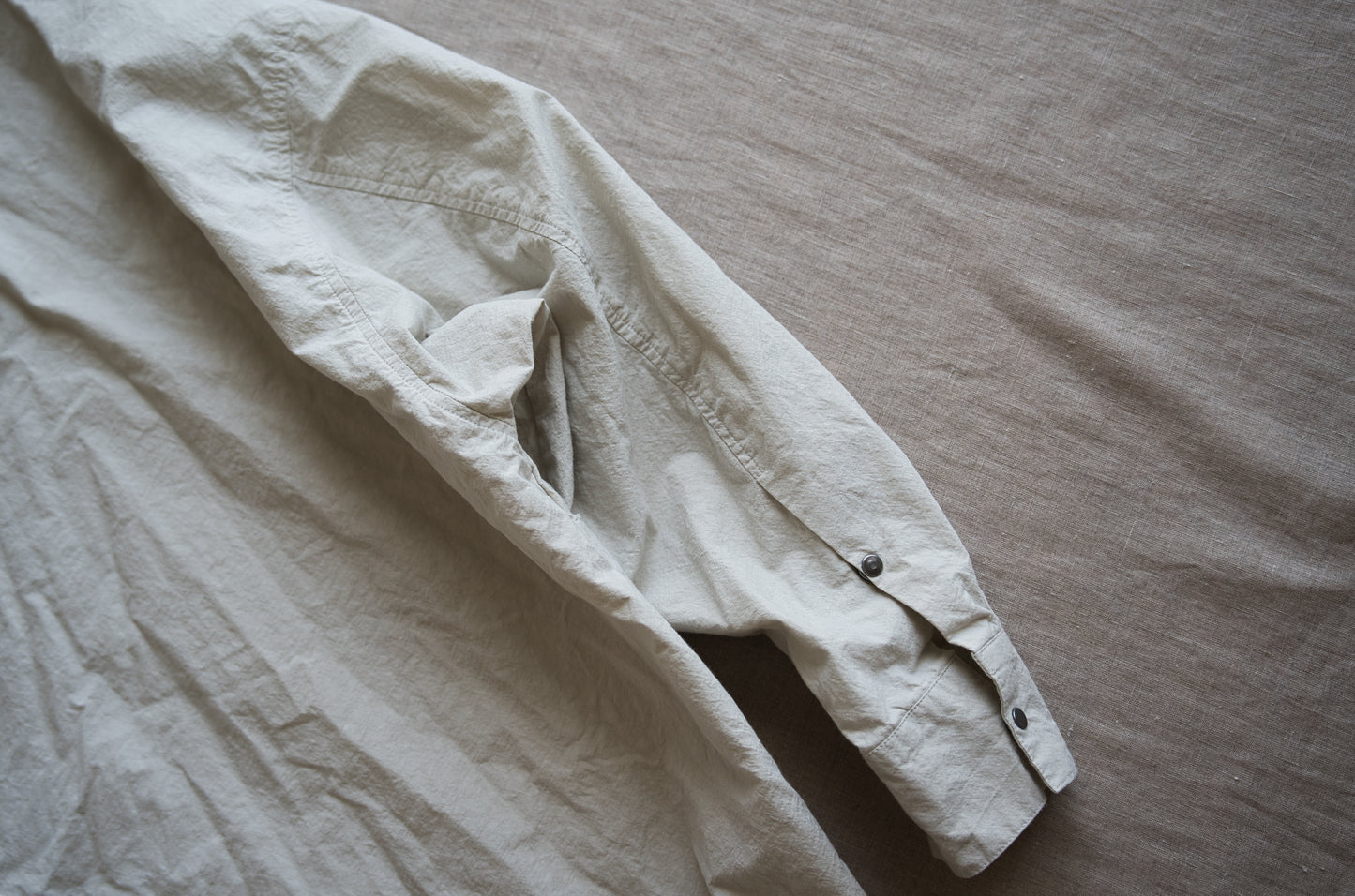 高密度タイプライターコットンシャツ/ Typewriter cotton shirts/Light Gray