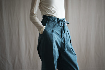 高密度タイプライターコットンパンツ/Typewriter cotton pants/Gray Navy