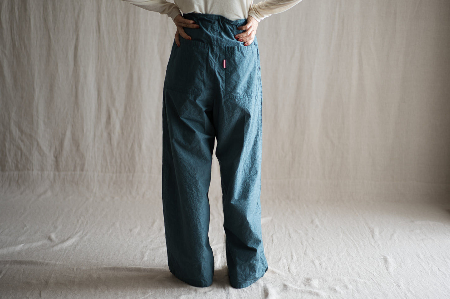 高密度タイプライターコットンパンツ/Typewriter cotton pants/Gray Navy