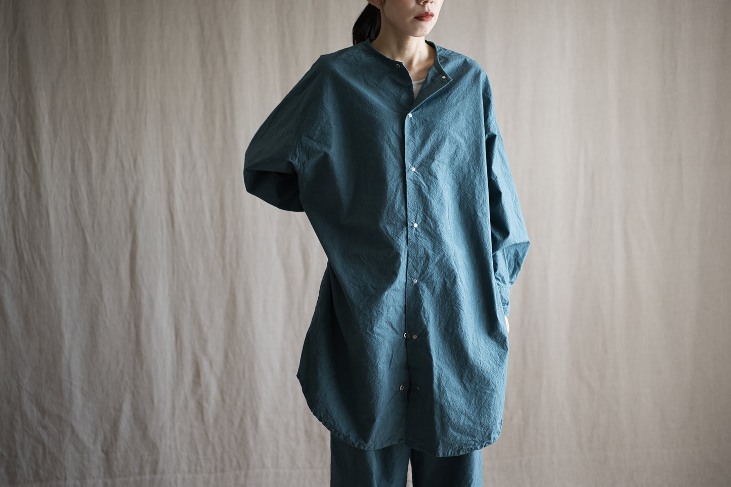 高密度タイプライターコットンシャツ/Typewriter cotton shirts/Gray Navy