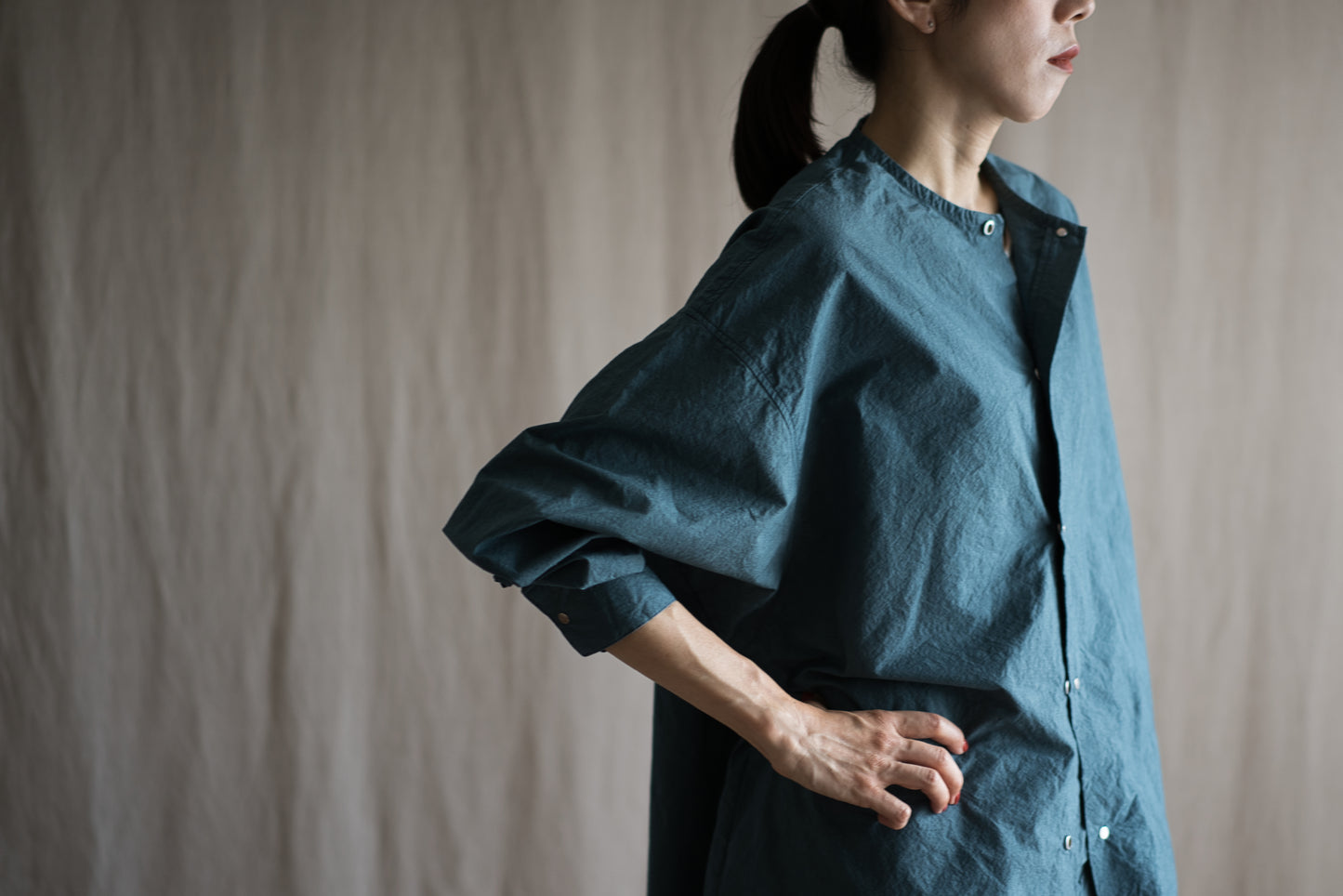 高密度タイプライターコットンシャツ/Typewriter cotton shirts/Gray Navy