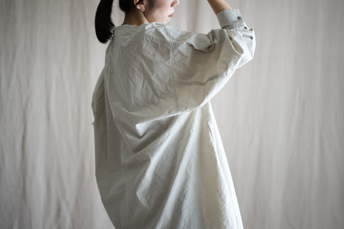 高密度タイプライターコットンシャツ/ Typewriter cotton shirts/Light Gray