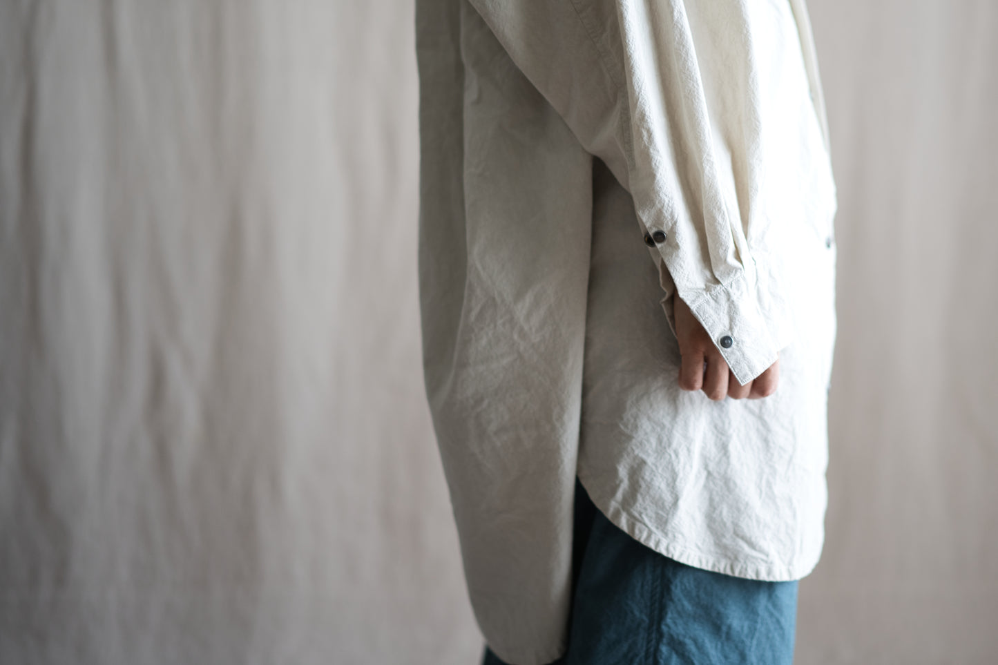 高密度タイプライターコットンシャツ/ Typewriter cotton shirts/Light Gray