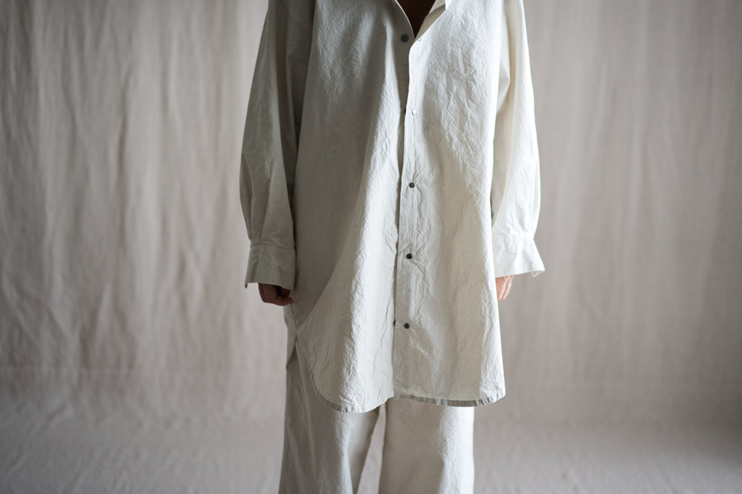 高密度タイプライターコットンシャツ/ Typewriter cotton shirts/Light Gray