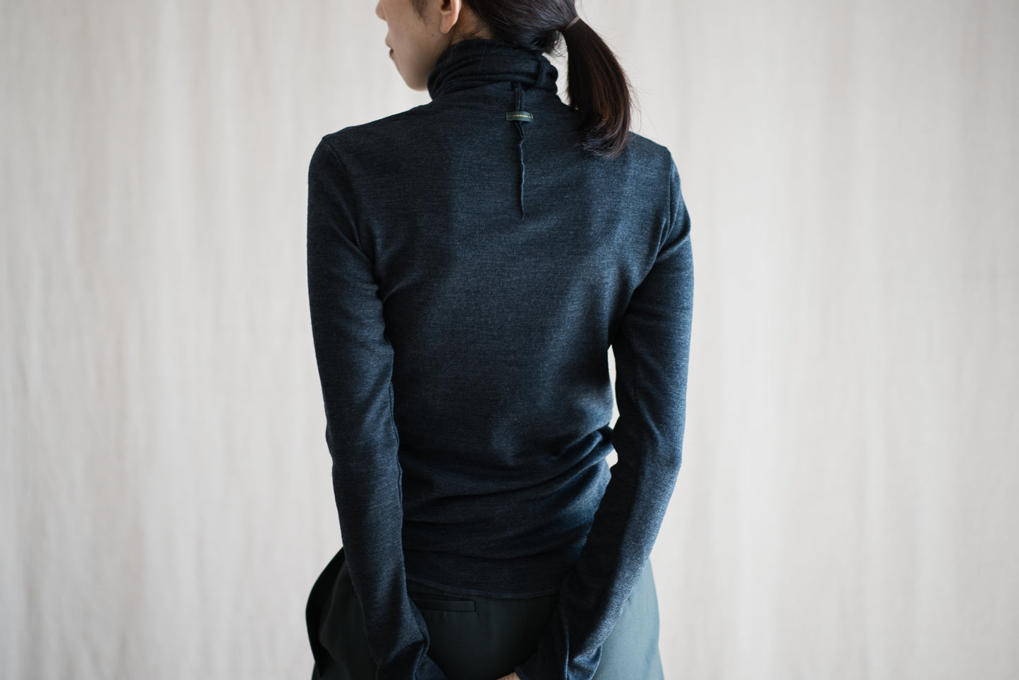 SUPER 100'S WOOL リブタートル/SUPER 100'S WOOL Rib Turtle/Charcoal