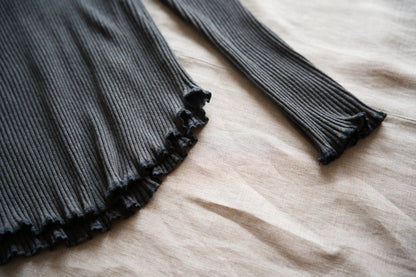 YAK WOOL COTTON Rib-knit Turtle-neck＆Frill/Khaki