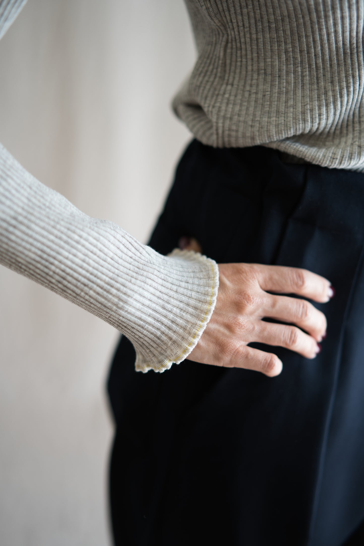 YAK WOOL COTTON Rib-knit Turtle-neck＆Frill/Oatmeal