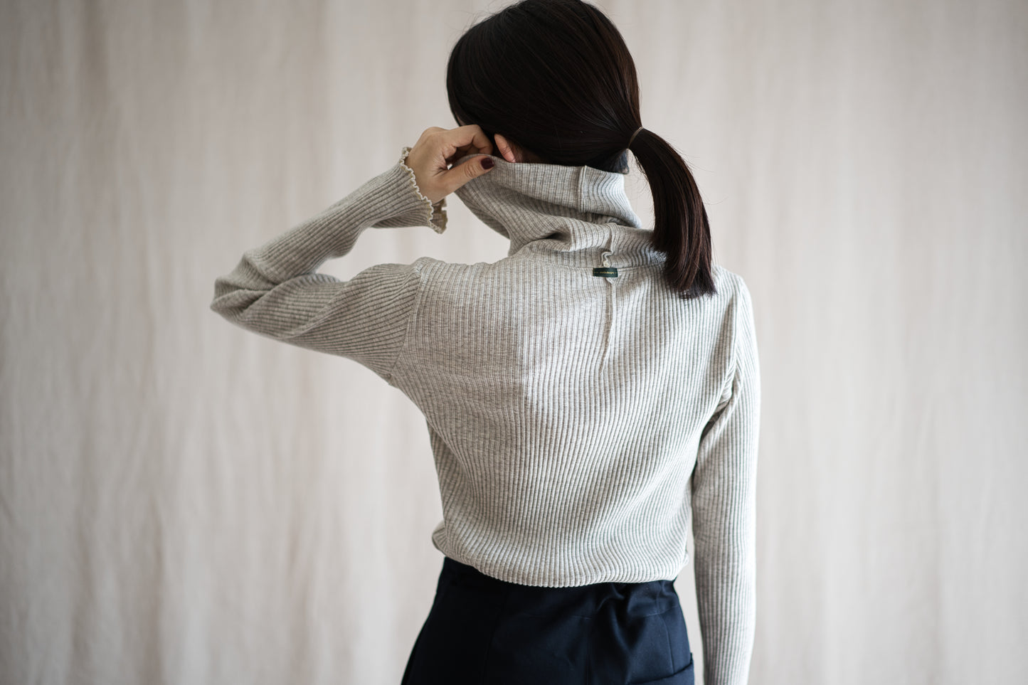 YAK WOOL COTTON Rib-knit Turtle-neck＆Frill/Oatmeal