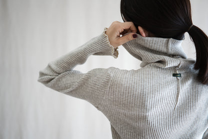 YAK WOOL COTTON Rib-knit Turtle-neck＆Frill/Oatmeal