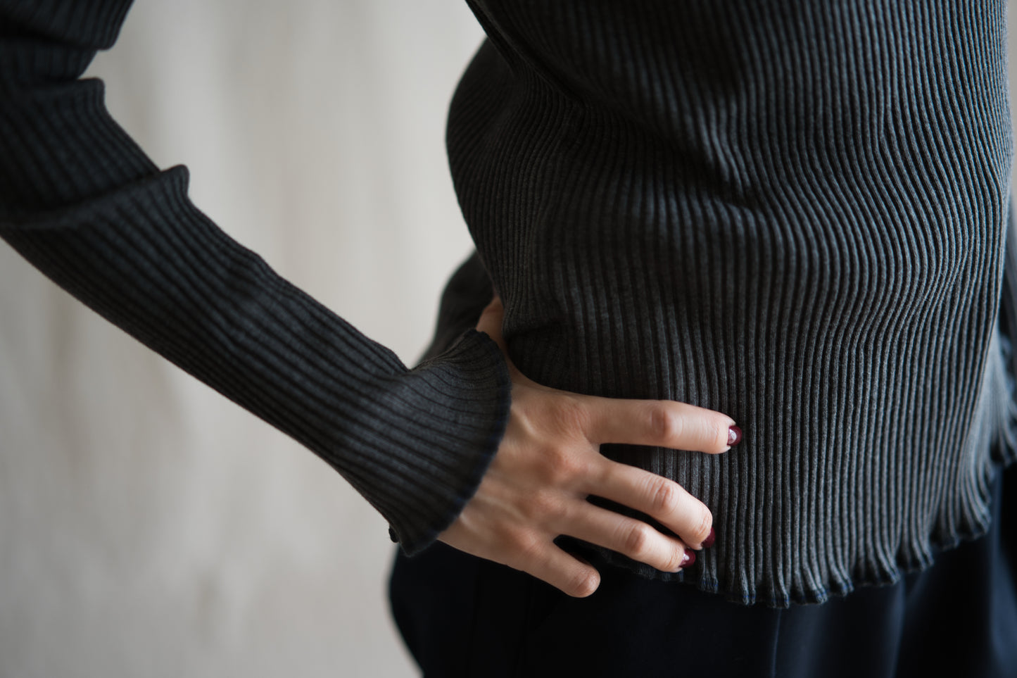 YAK WOOL COTTON Rib-knit Turtle-neck＆Frill/Khaki