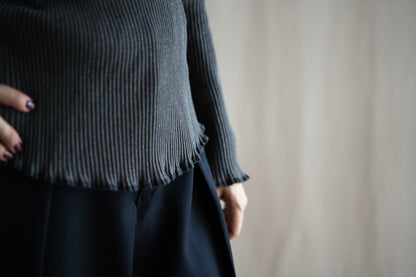 YAK WOOL COTTON Rib-knit Turtle-neck＆Frill/Khaki