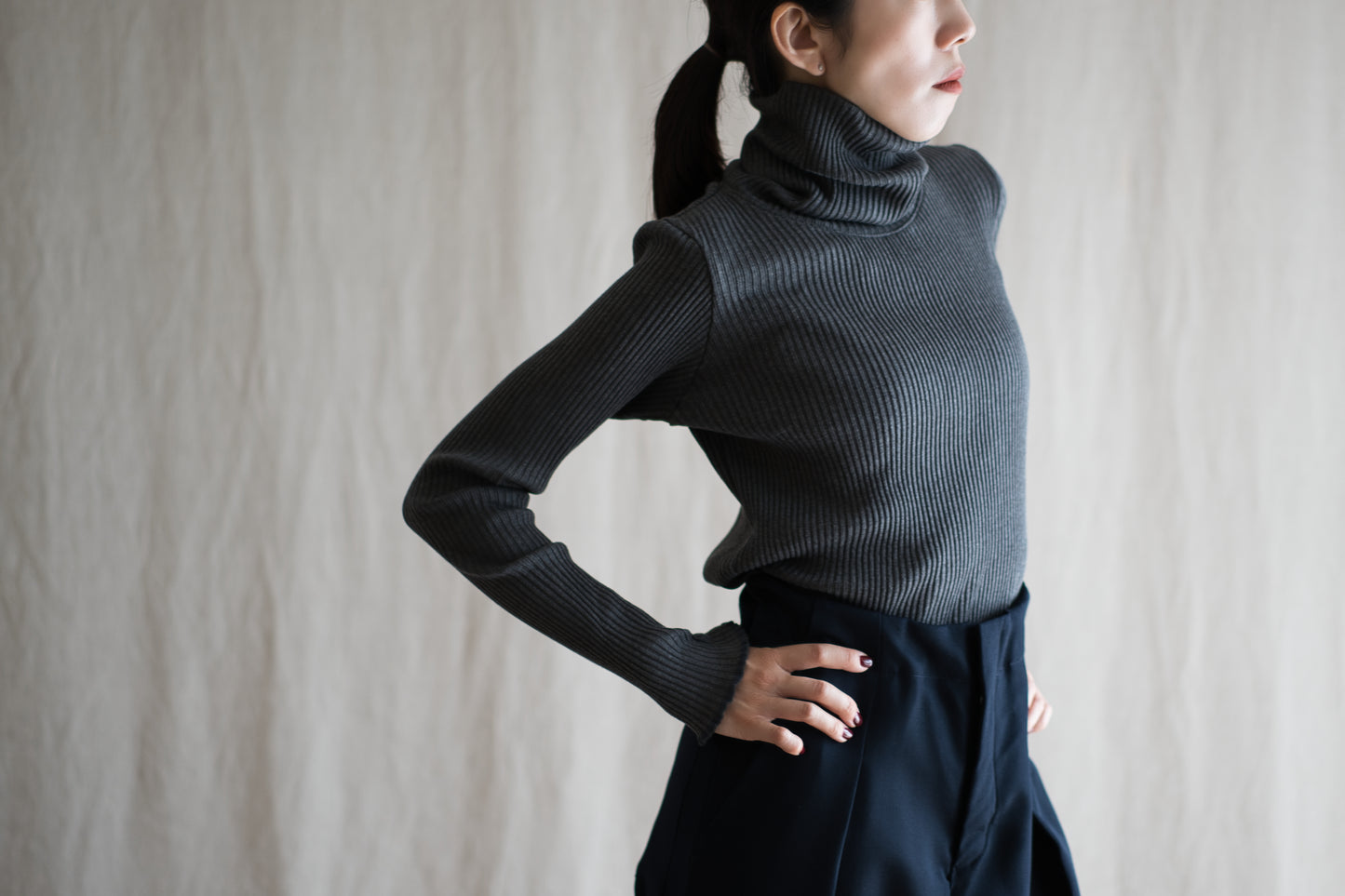 YAK WOOL COTTON Rib-knit Turtle-neck＆Frill/Khaki
