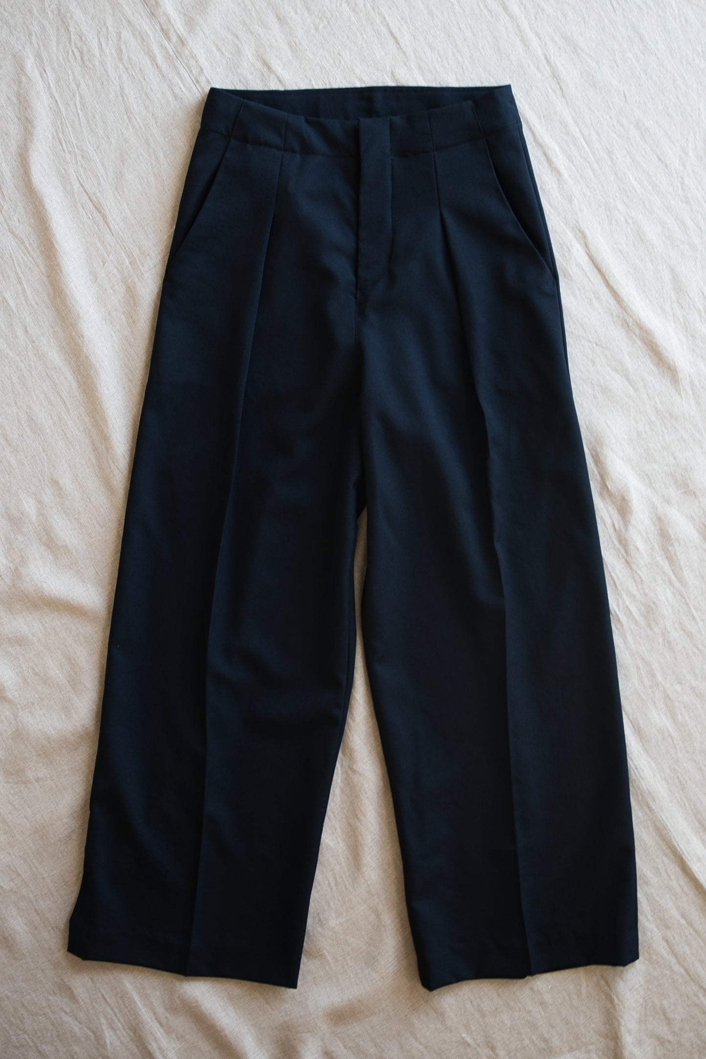 Non-mulesing RICH WOOL Wide-Pants/Night Navy