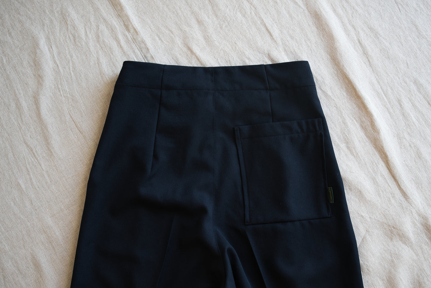 Non-mulesing RICH WOOL Wide-Pants/Night Navy