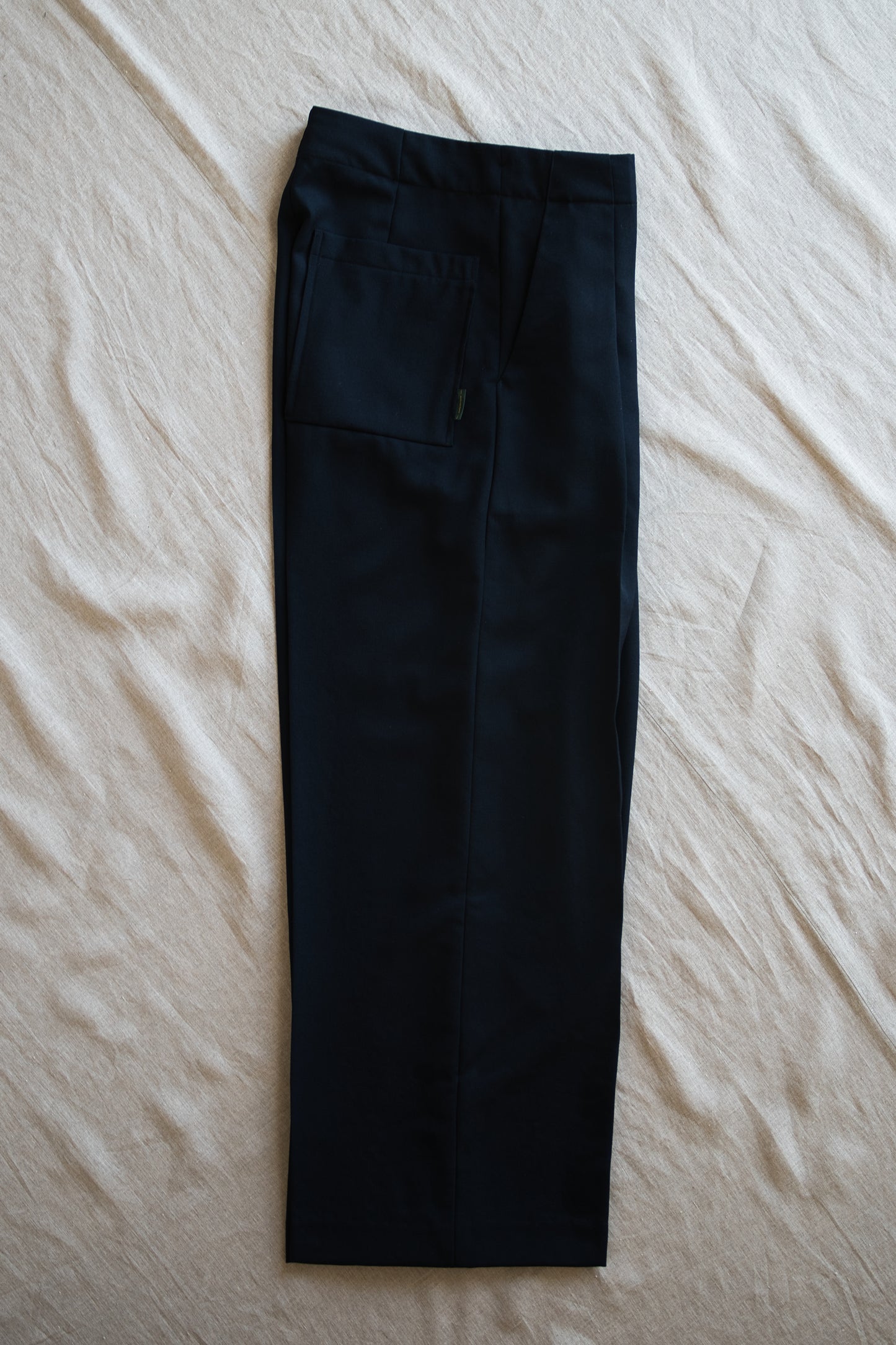 Non-mulesing RICH WOOL Wide-Pants/Night Navy