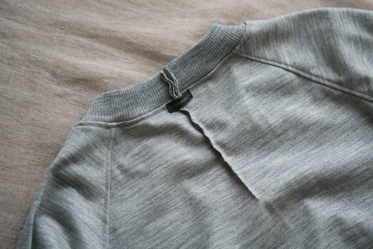 スーペリアウールクルーネック/Superior Wool Crew-Neck/Mottled Light Gray