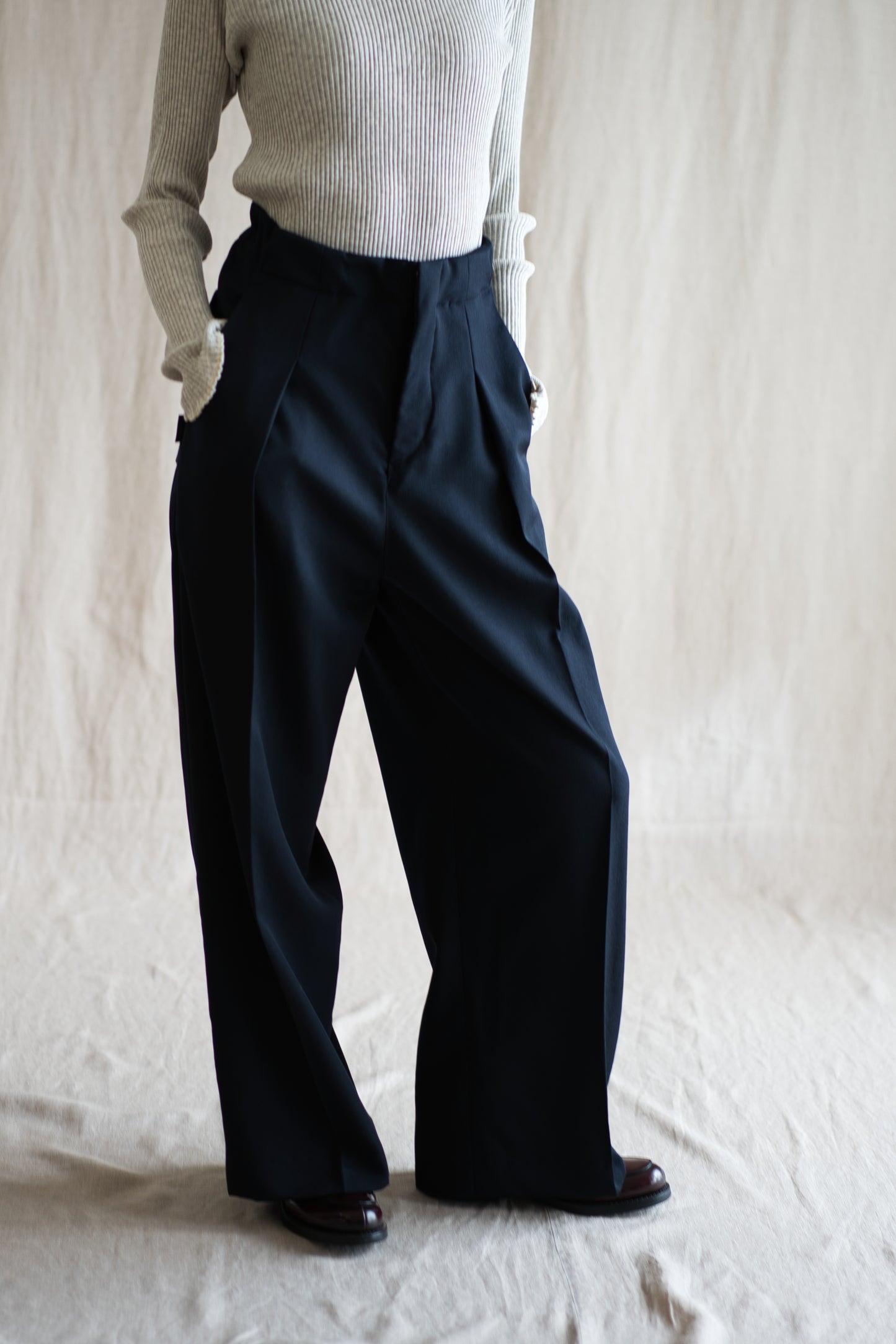 Non-mulesing RICH WOOL Wide-Pants/Night Navy
