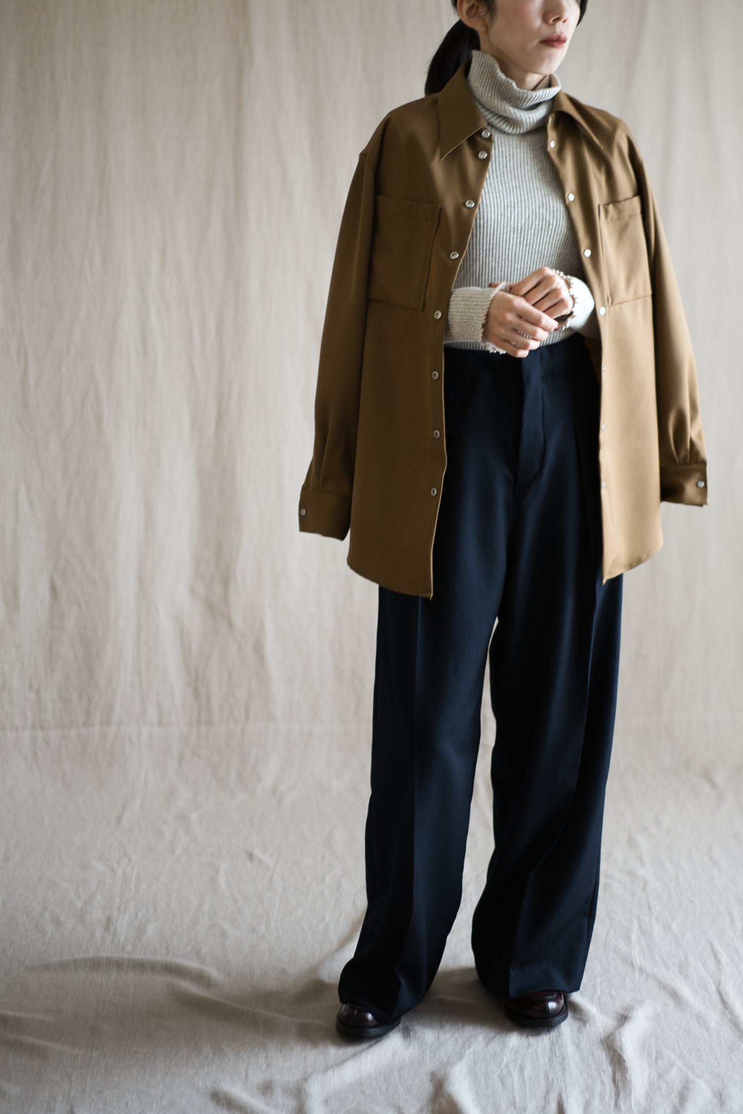 Non-mulesing RICH WOOL Wide-Pants/Night Navy