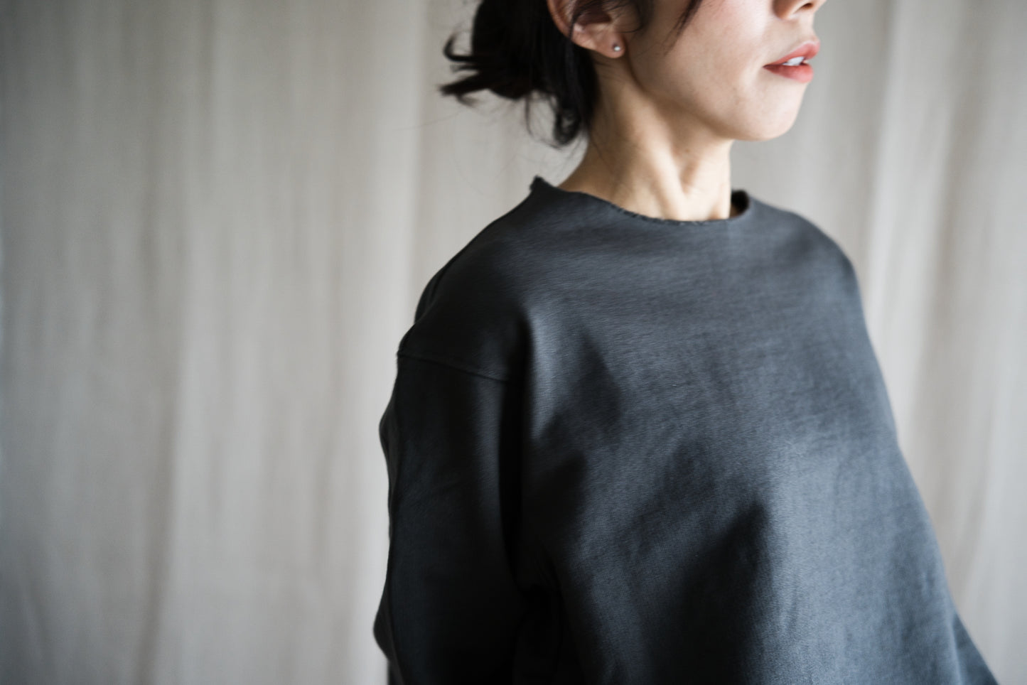 シルキーコットンクルースウェット/Silky Cotton Crew Sweatshirt/Khaki Gray