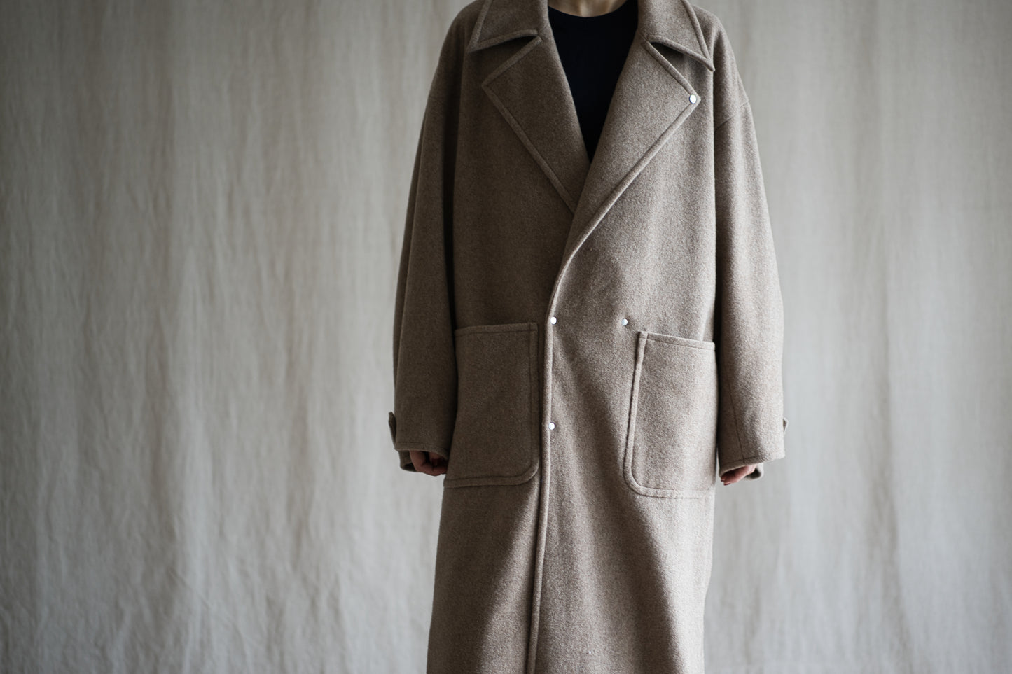 Moss Wool Chester Coat/Mottled Beige