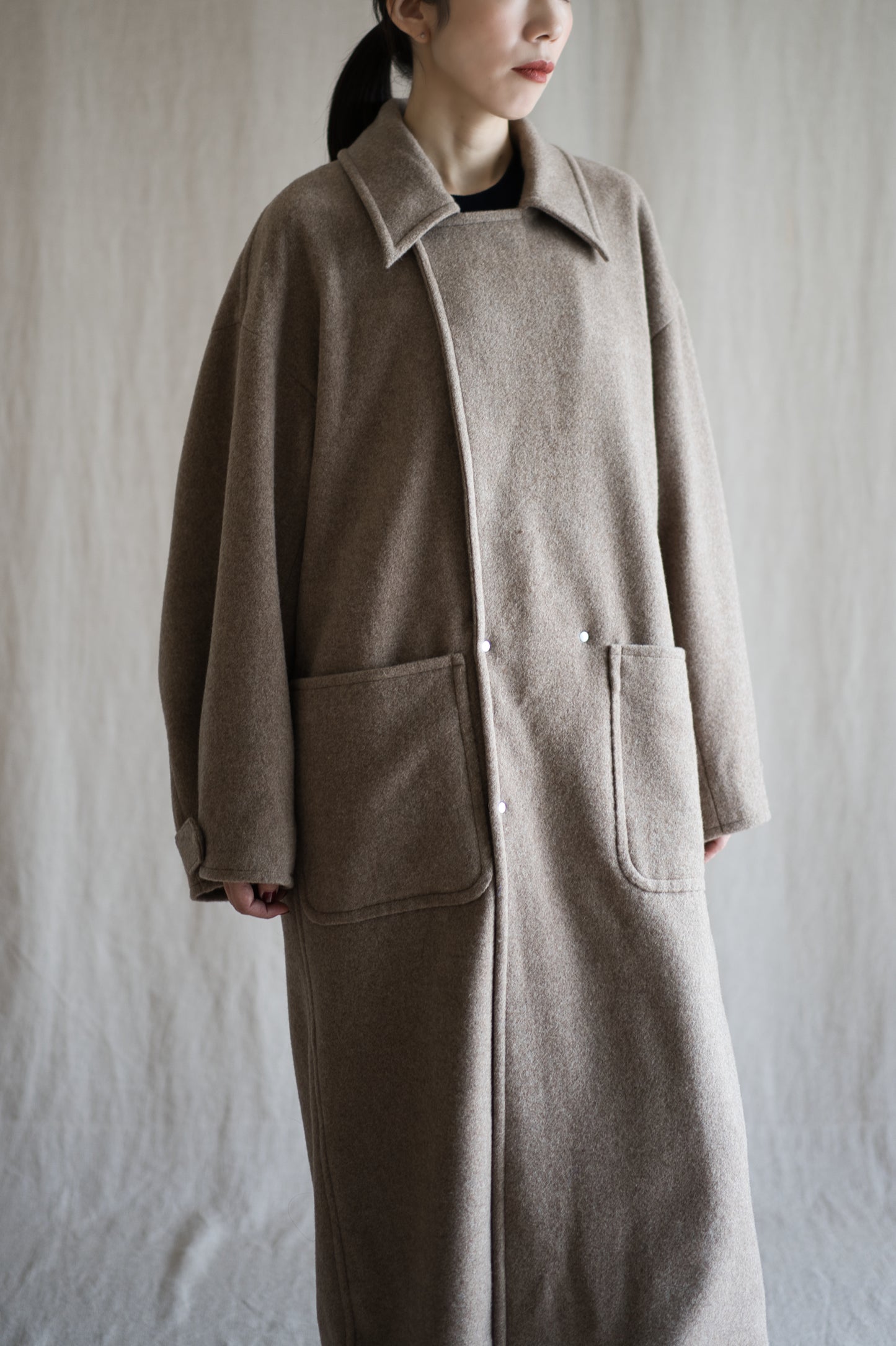 Moss Wool Chester Coat/Mottled Beige
