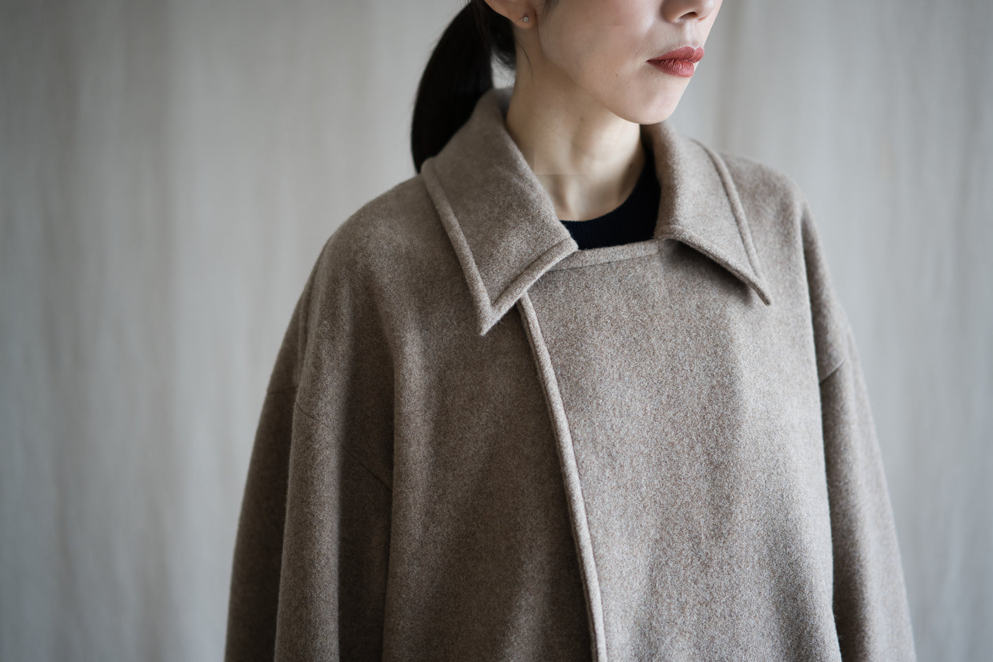 Moss Wool Chester Coat/Mottled Beige