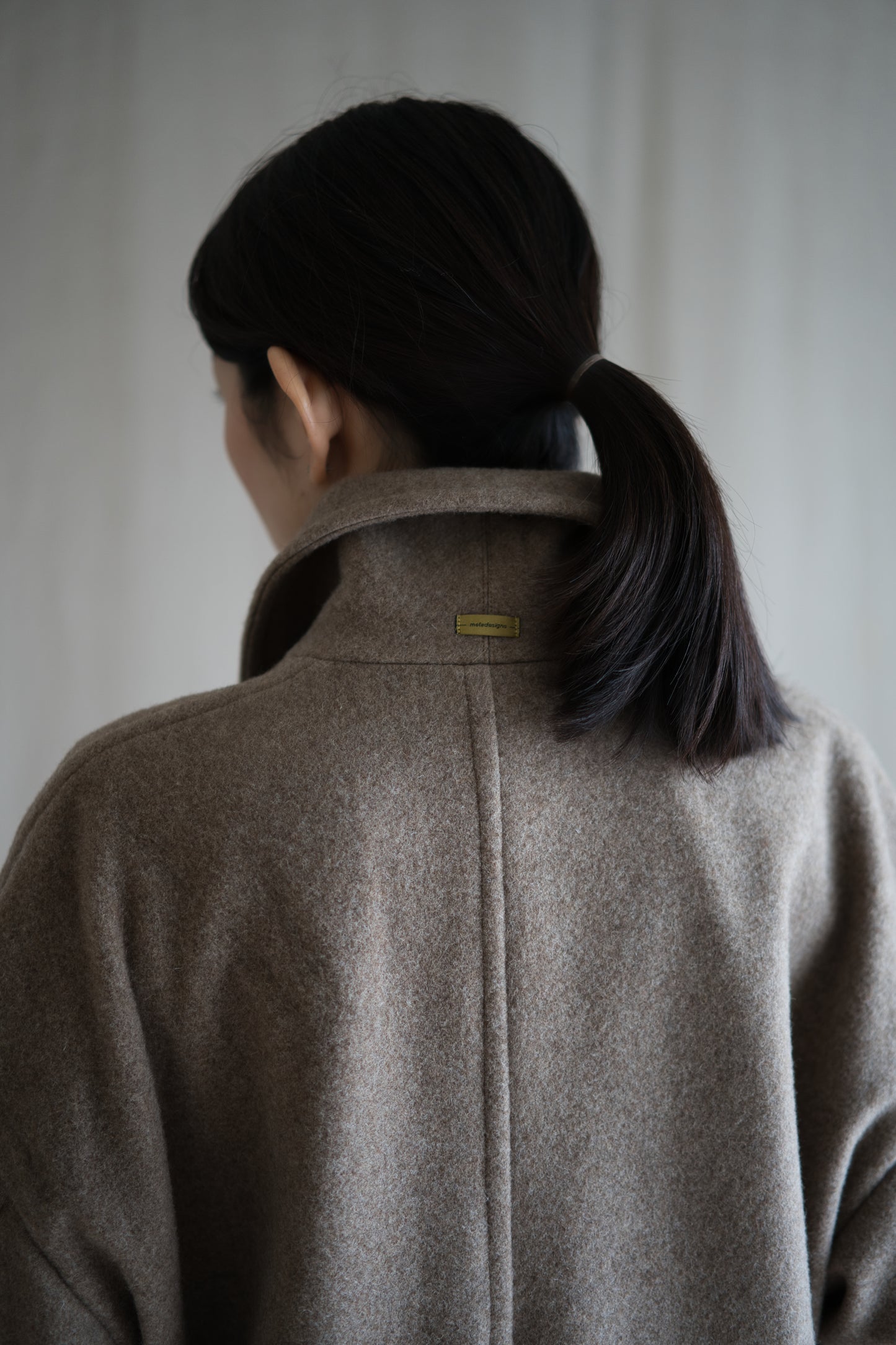 Moss Wool Chester Coat/Mottled Beige