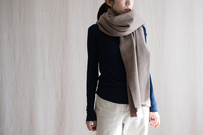 Moss Wool Stole/Mottled Beige
