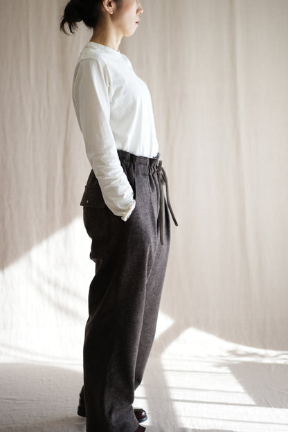 縮絨ウールイージーパンツ/Milled Wool loose-fit pants/Heather Dark Brown