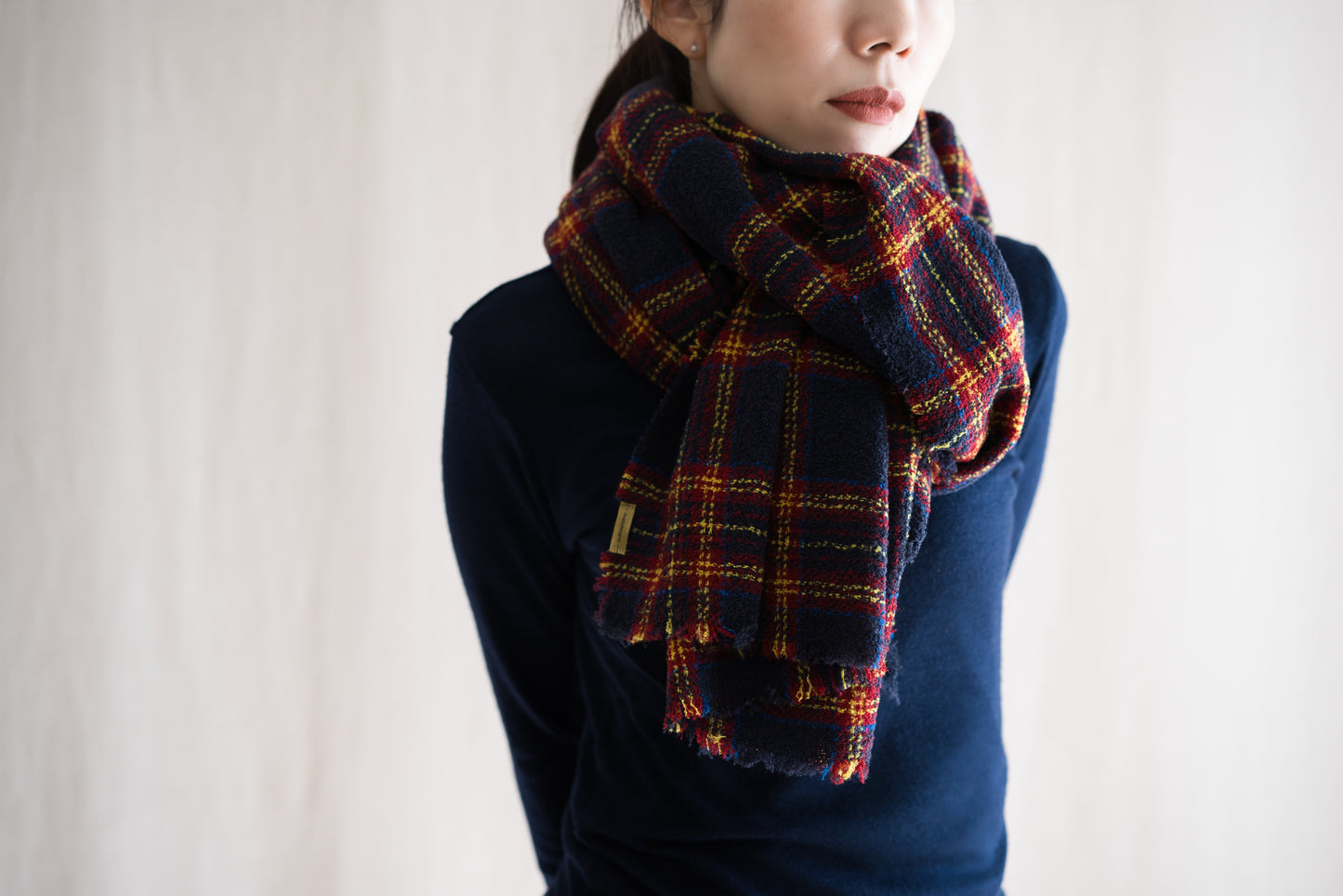 Ring Yarn Wool Stole/Checked Navy