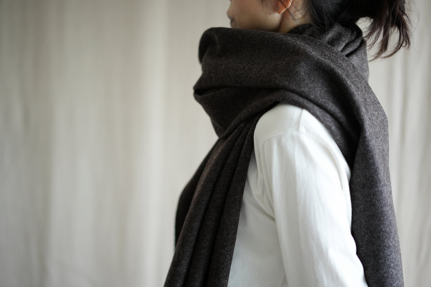 縮絨ウールストール/Milled Wool muffler/Heather Dark Brown