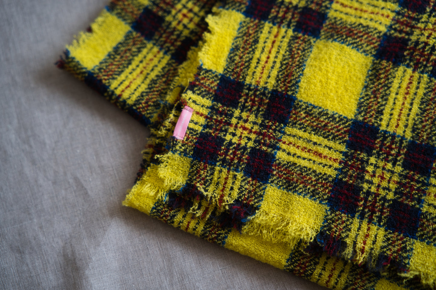 Ring Yarn Wool Stole/Checked Yellow