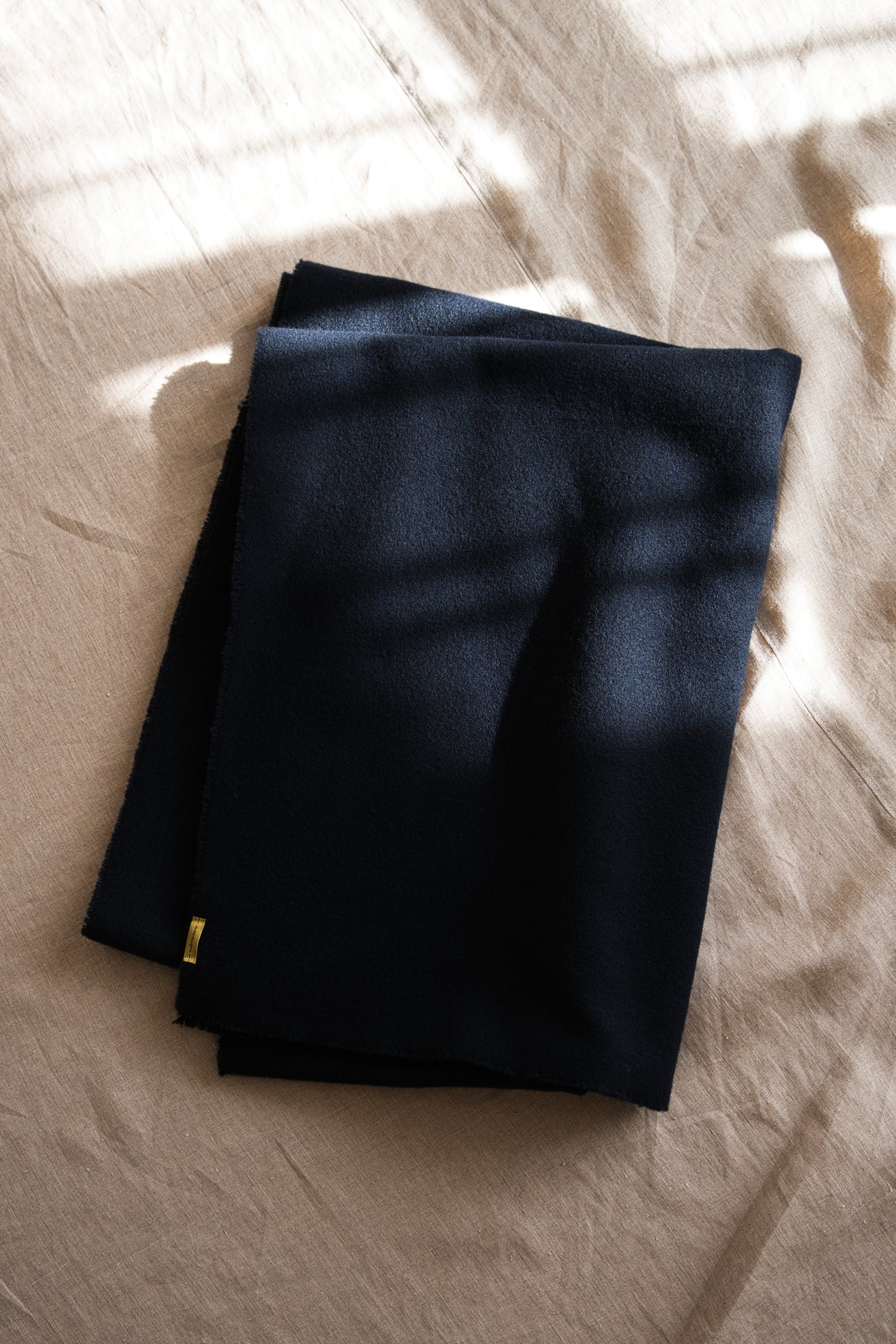 Moss Wool Stole/Navy