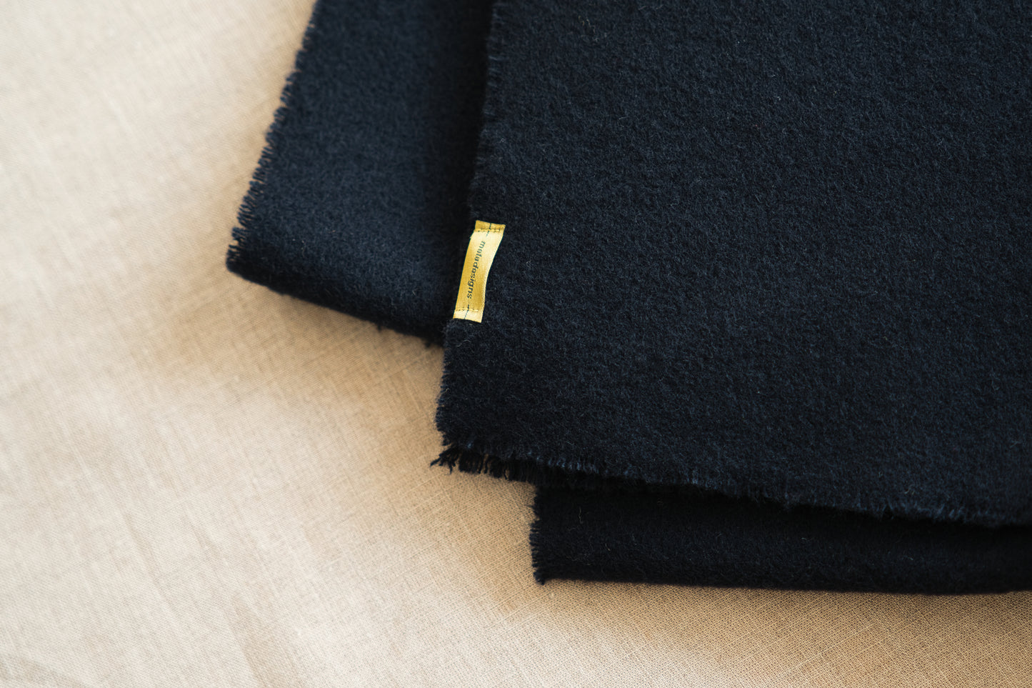 Moss Wool Stole/Navy