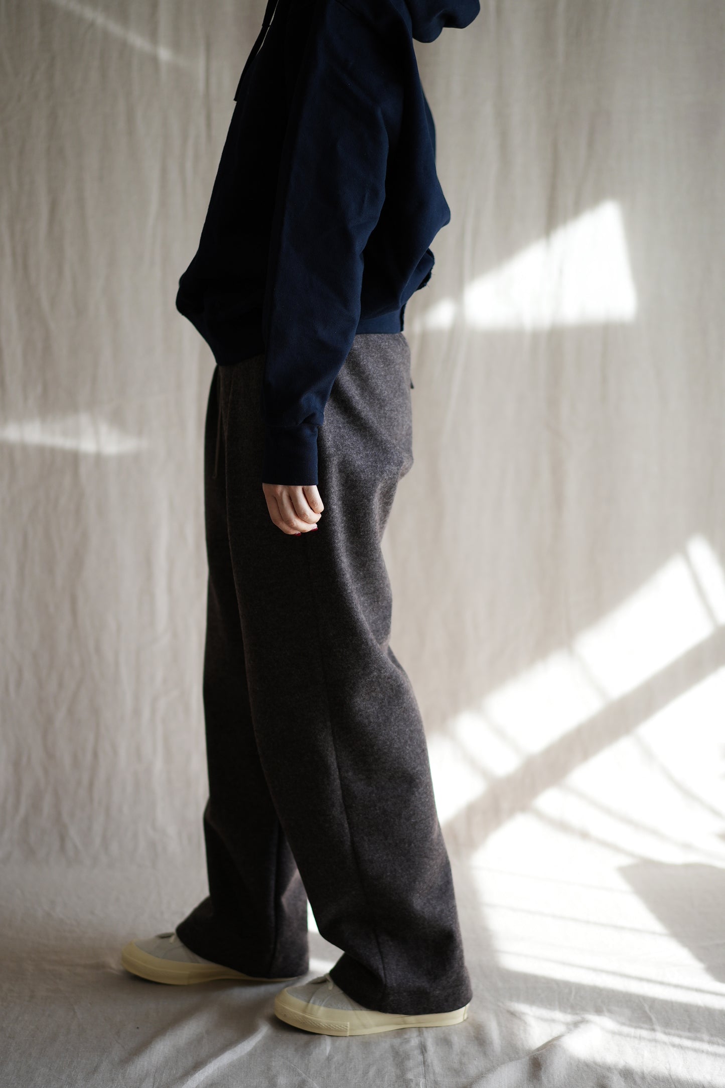 縮絨ウールイージーパンツ/Milled Wool loose-fit pants/Heather Dark Brown