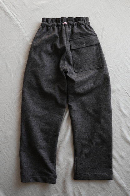 縮絨ウールイージーパンツ/Milled Wool loose-fit pants/Heather Dark Brown