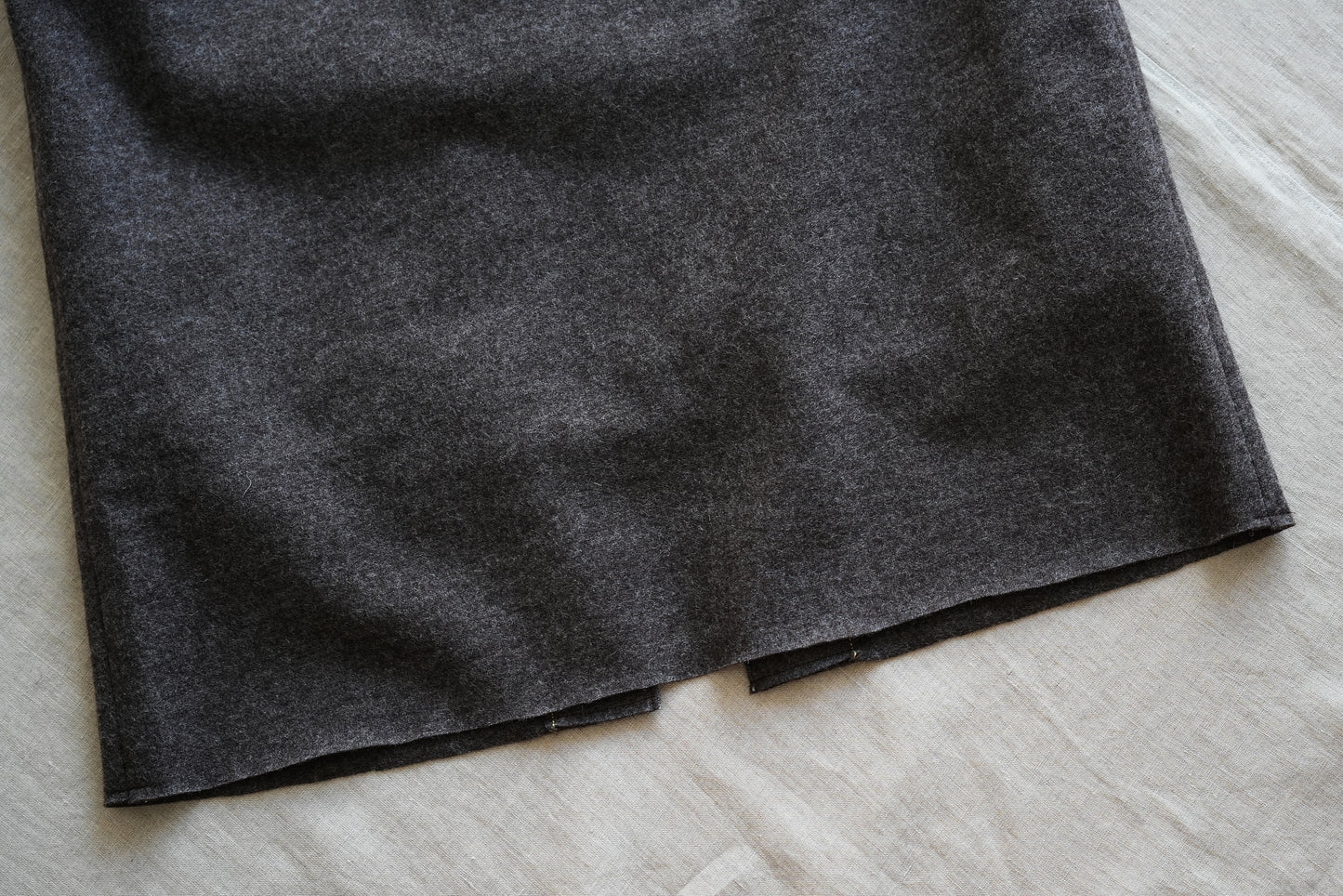 縮絨ウールストレートスカート/Milled Wool Straight Skirt/Heather Dark Brown