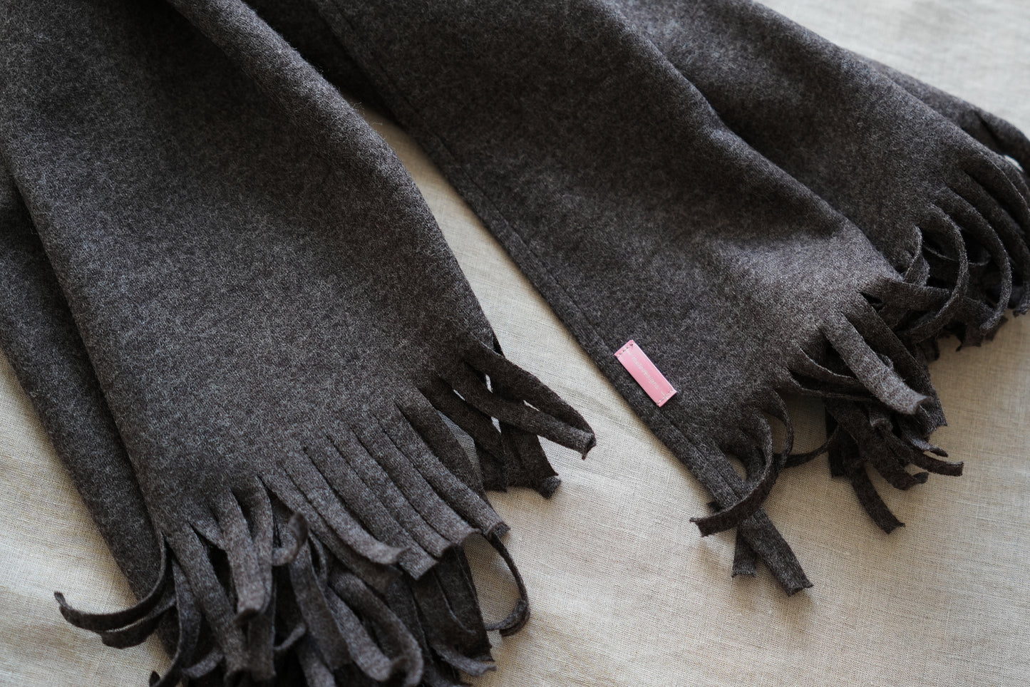 縮絨ウールストール/Milled Wool muffler/Heather Dark Brown