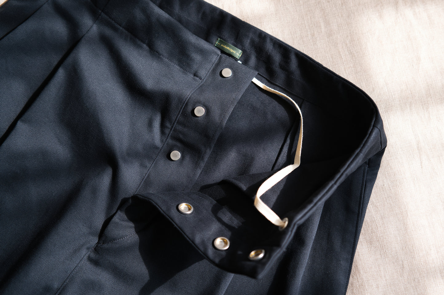 Cotton Twill W Tuck Pants/Navy