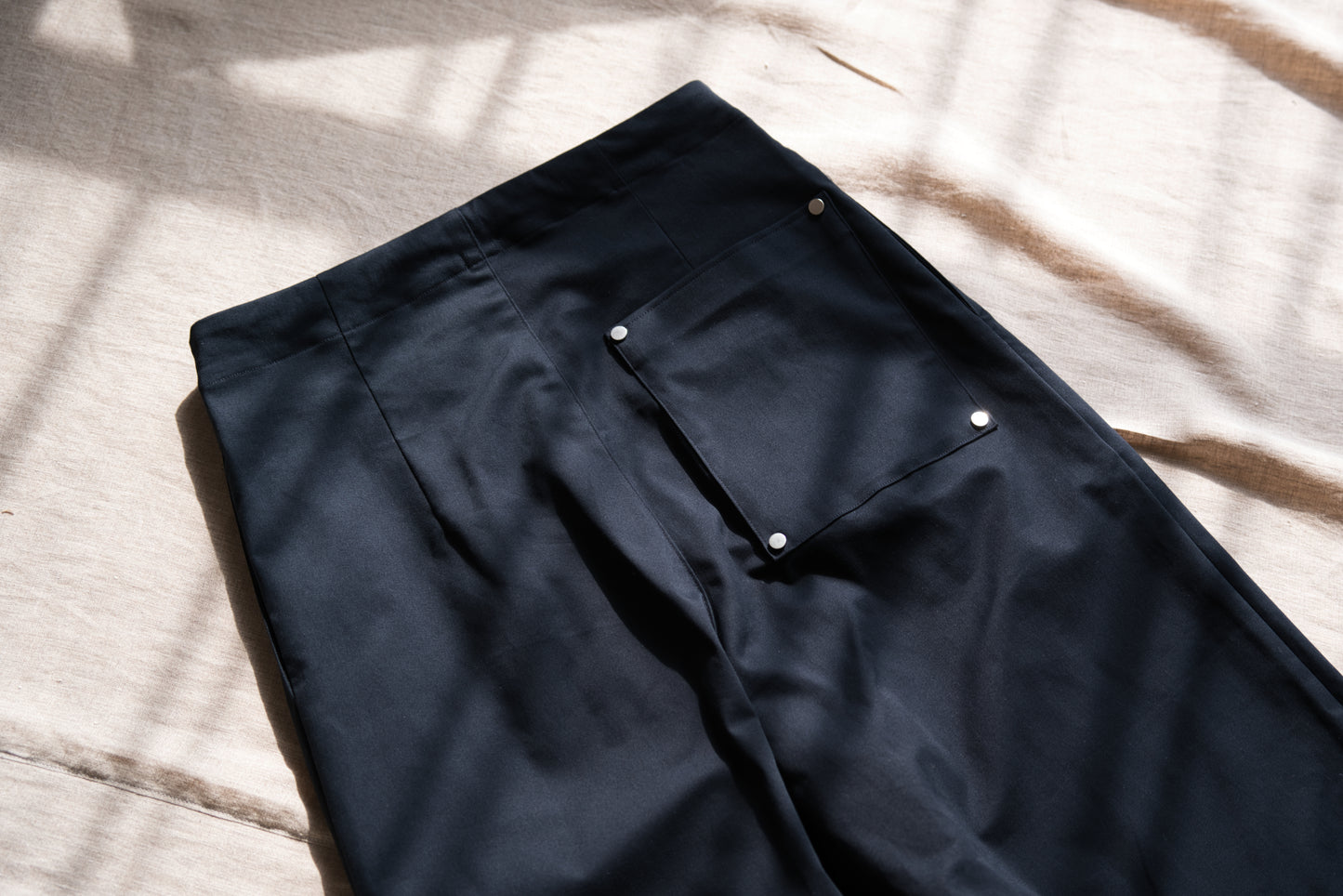 Cotton Twill W Tuck Pants/Navy