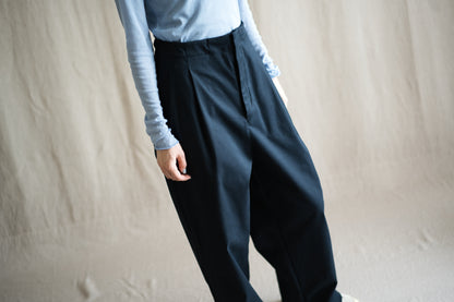 Cotton Twill W Tuck Pants/Navy