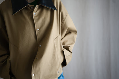 Cotton Twill Trucker Jacket/Beige