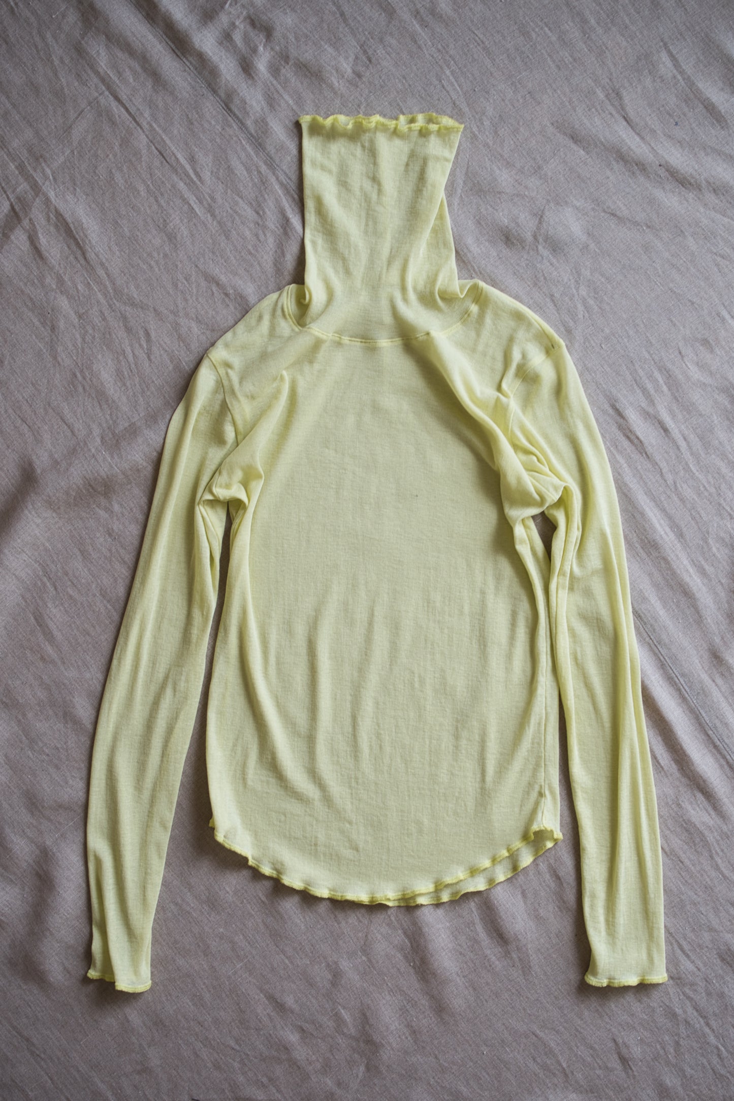 Sheer Rib High-Necked Long-Sleeved T/Lime Yellow