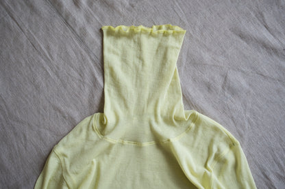 Sheer Rib High-Necked Long-Sleeved T/Lime Yellow