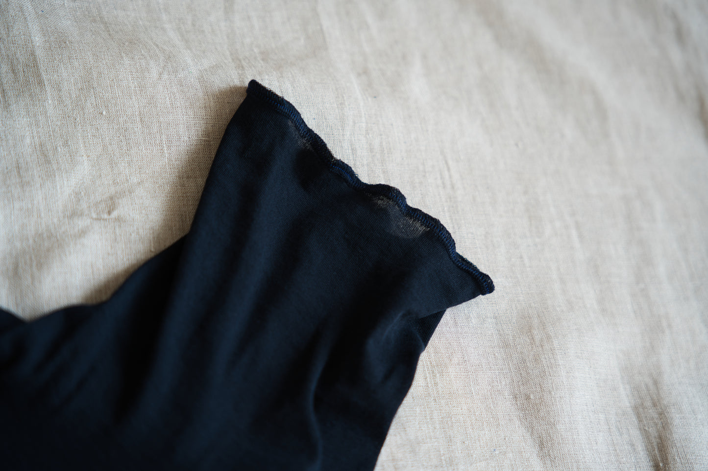 Sheer Rib High-Necked Long-Sleeved T/Navy