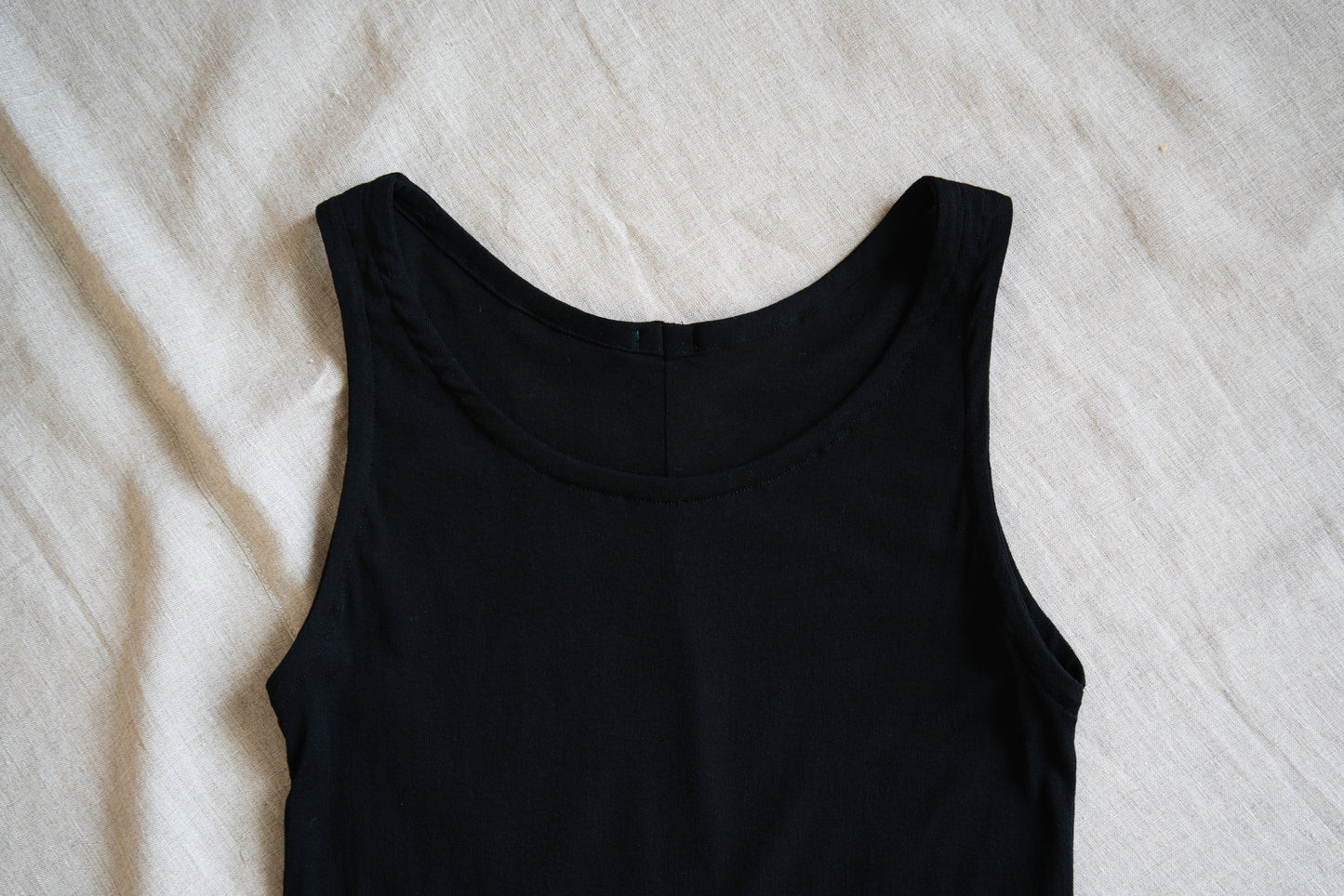 Sheer Rib Tank Top/Black