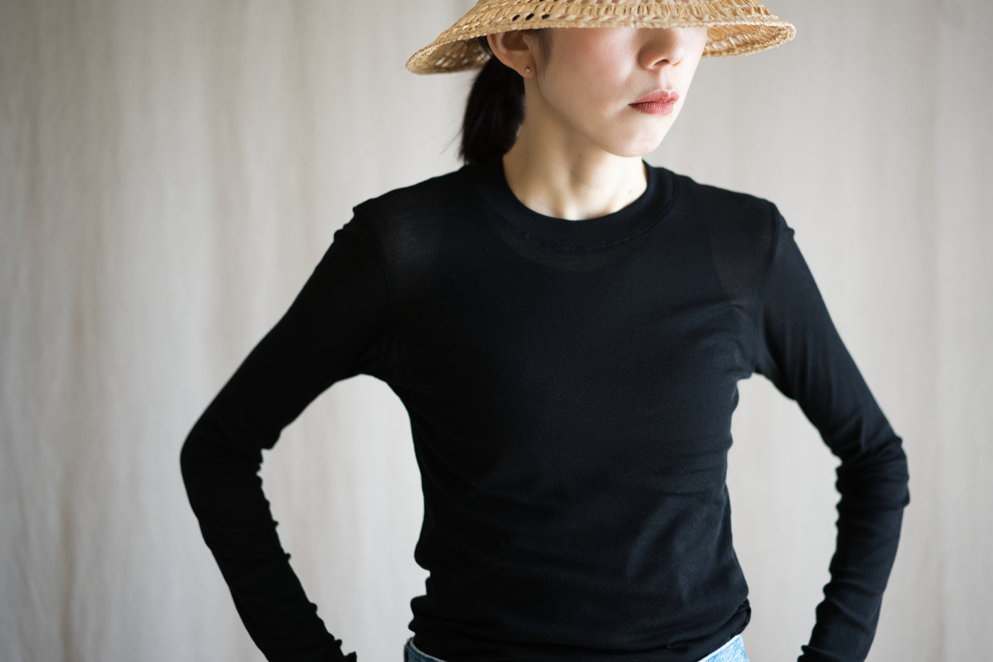 Sheer Rib Crew neck Long-Sleeved T/Black